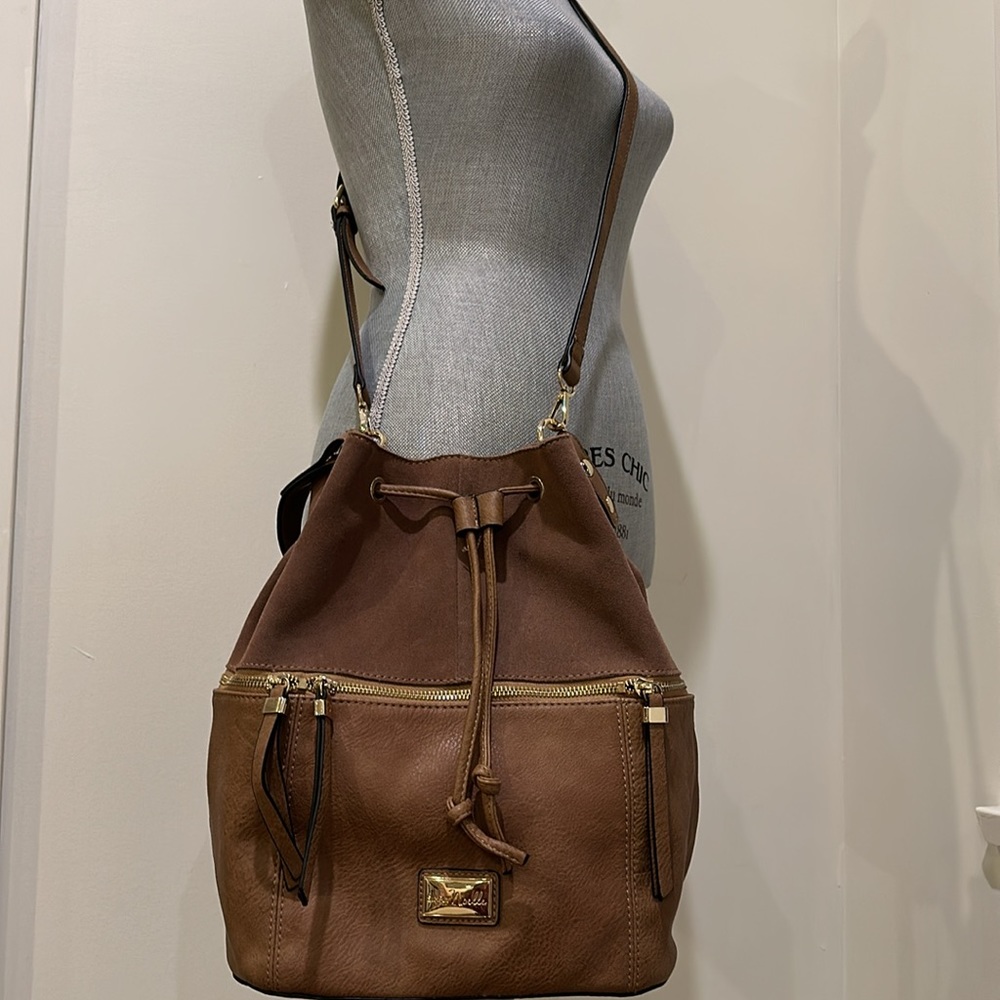 Nwot. Simply Noelle suede /leather hobo bag